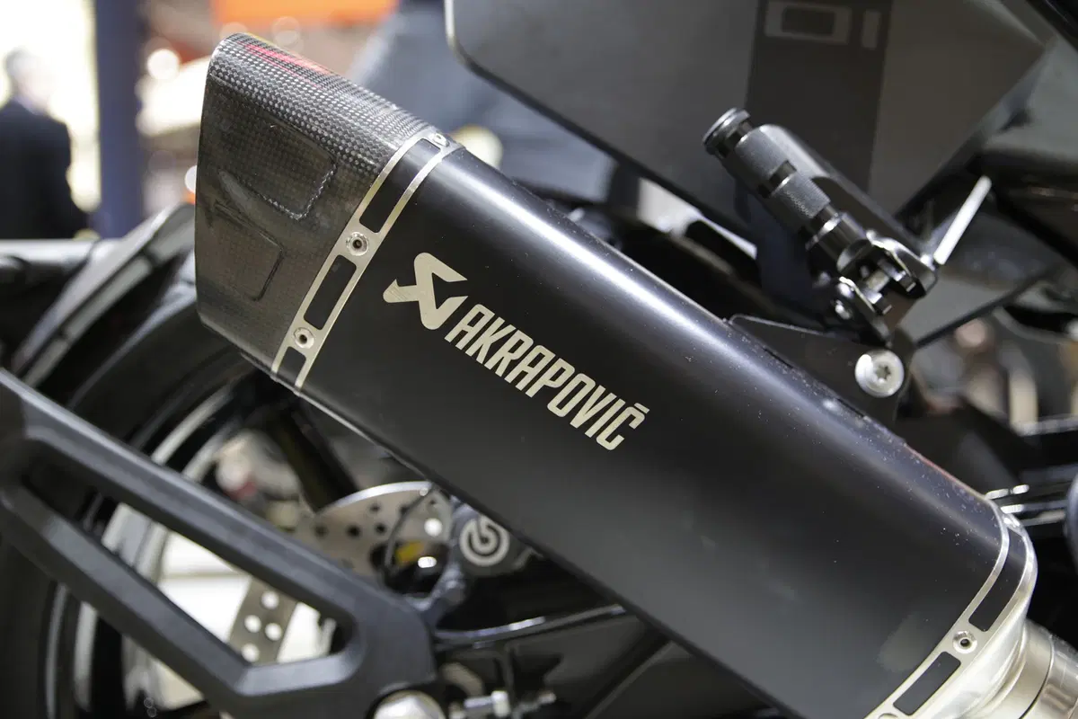 EICMA 2018: Husqvarna Svartpilen 701, foto, video e dati (9)