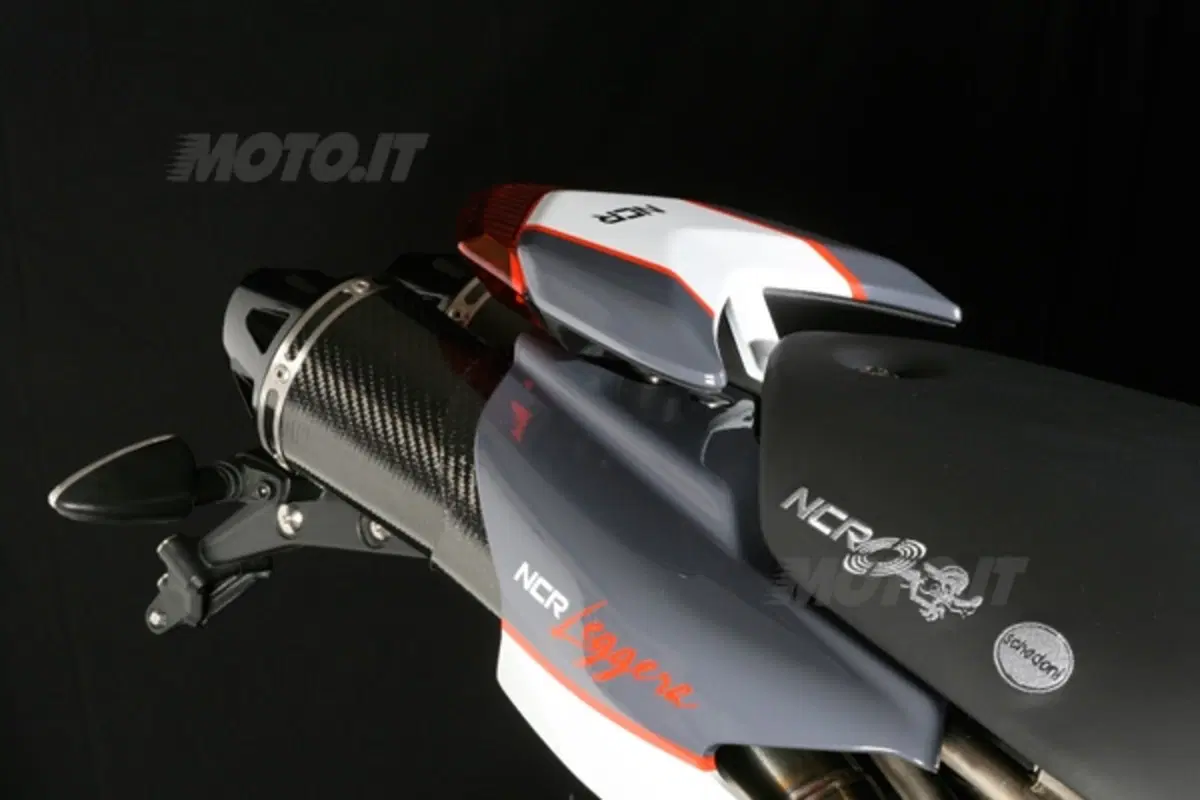 NCR elabora la Ducati Hypermotard, nasce "Leggera"