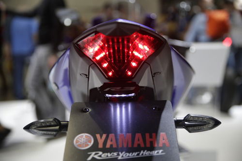 EICMA 2018: Yamaha YZF-R3, foto e dati (6)