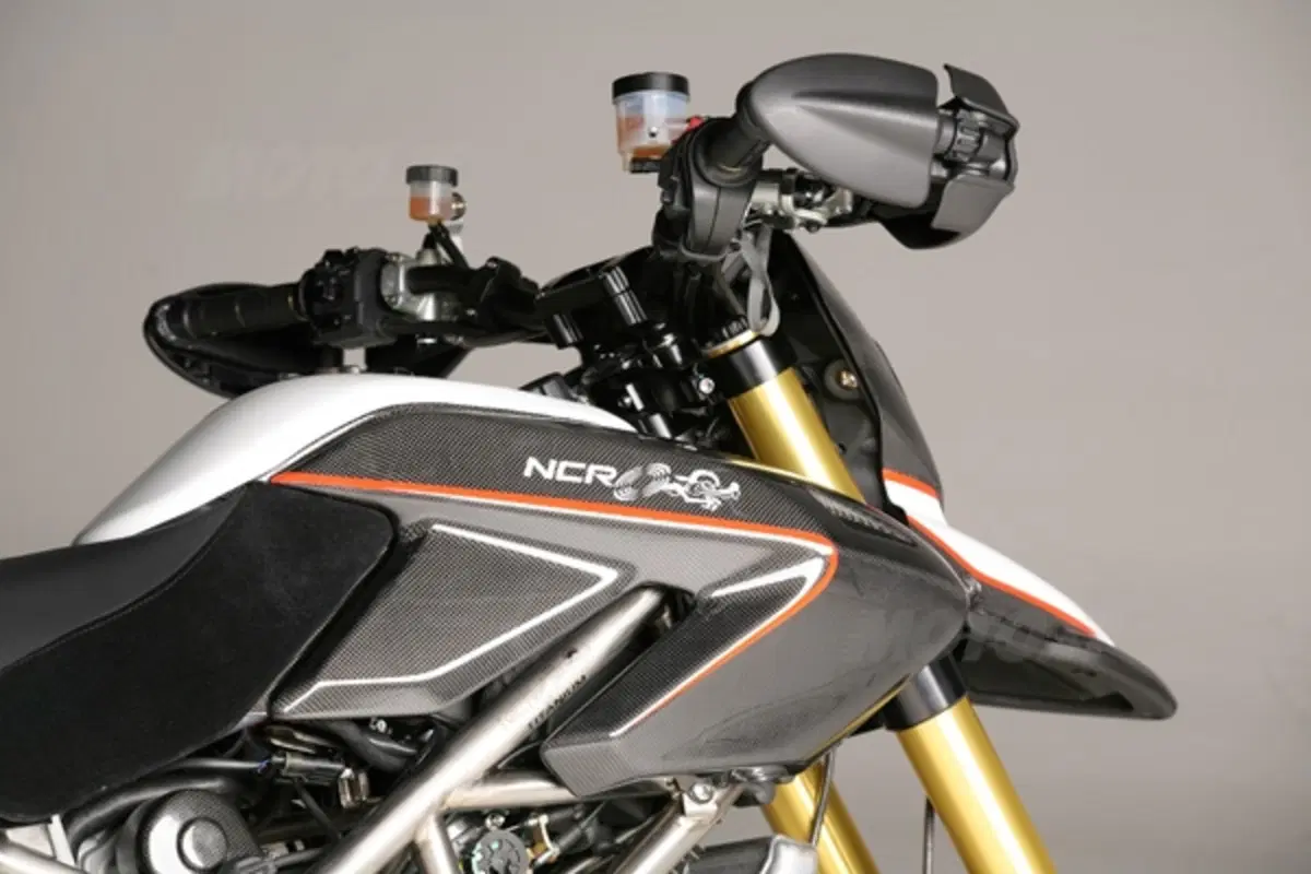 NCR elabora la Ducati Hypermotard, nasce "Leggera" (14)