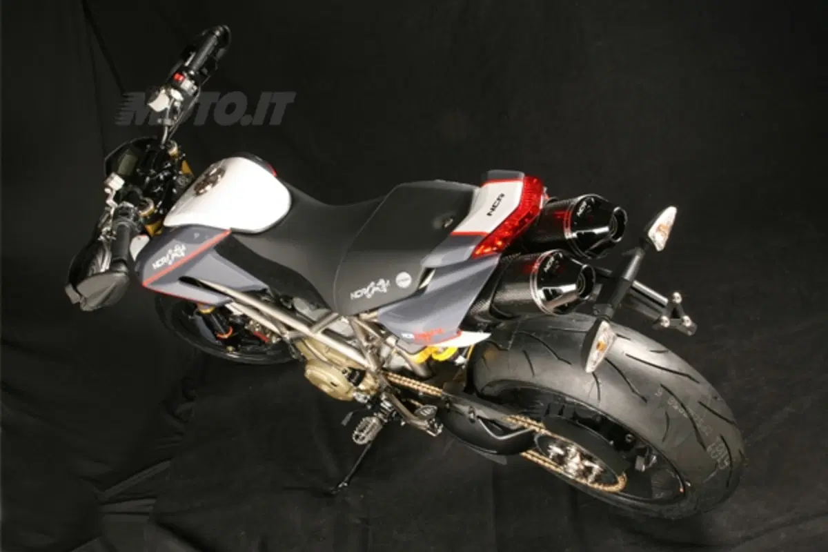 NCR elabora la Ducati Hypermotard, nasce "Leggera" (22)