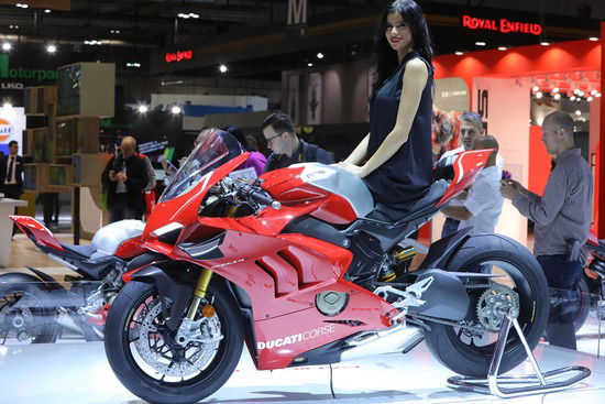 La nuova Ducati Panigale V4R a EICMA 2018