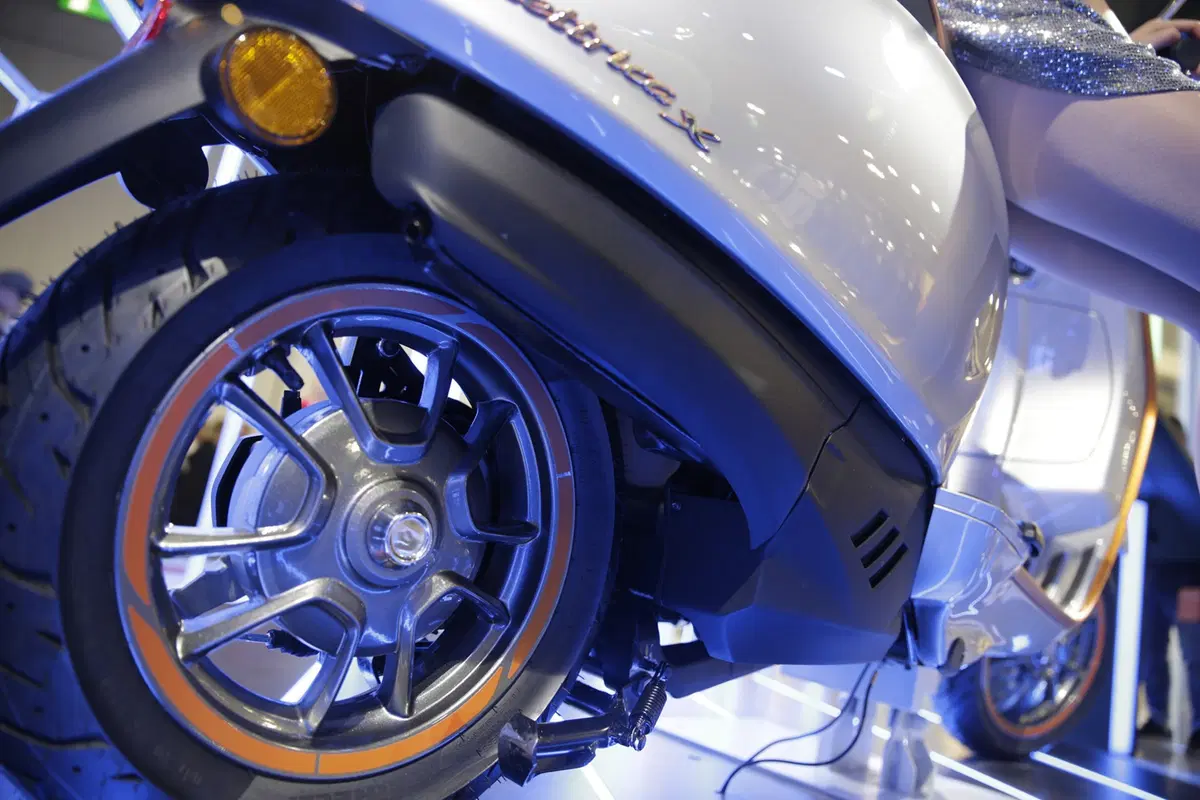 EICMA 2018: Vespa Elettrica, foto, video e dati (19)