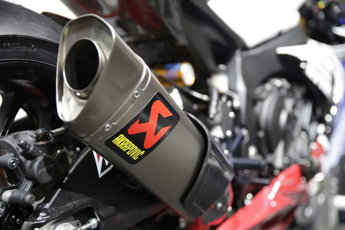 EICMA 2018: Yamaha YZF-R1 GYTR, video e dati (5)