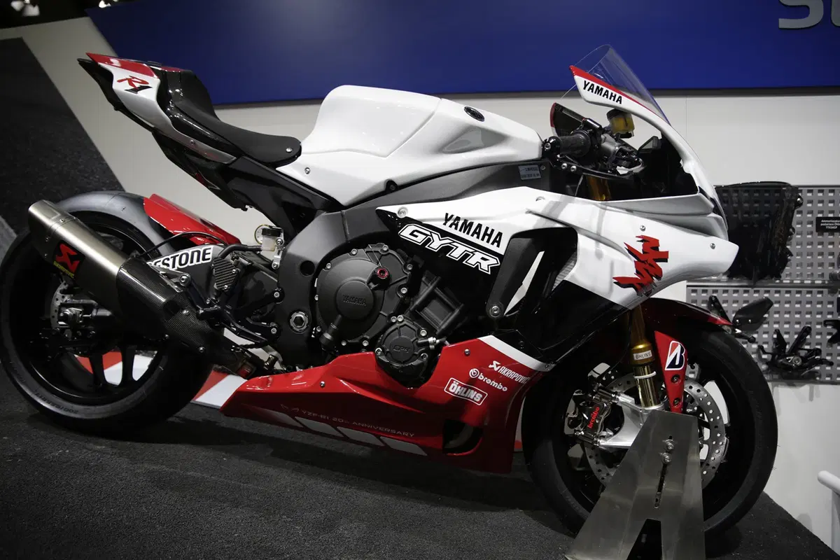 EICMA 2018: Yamaha YZF-R1 GYTR, video e dati