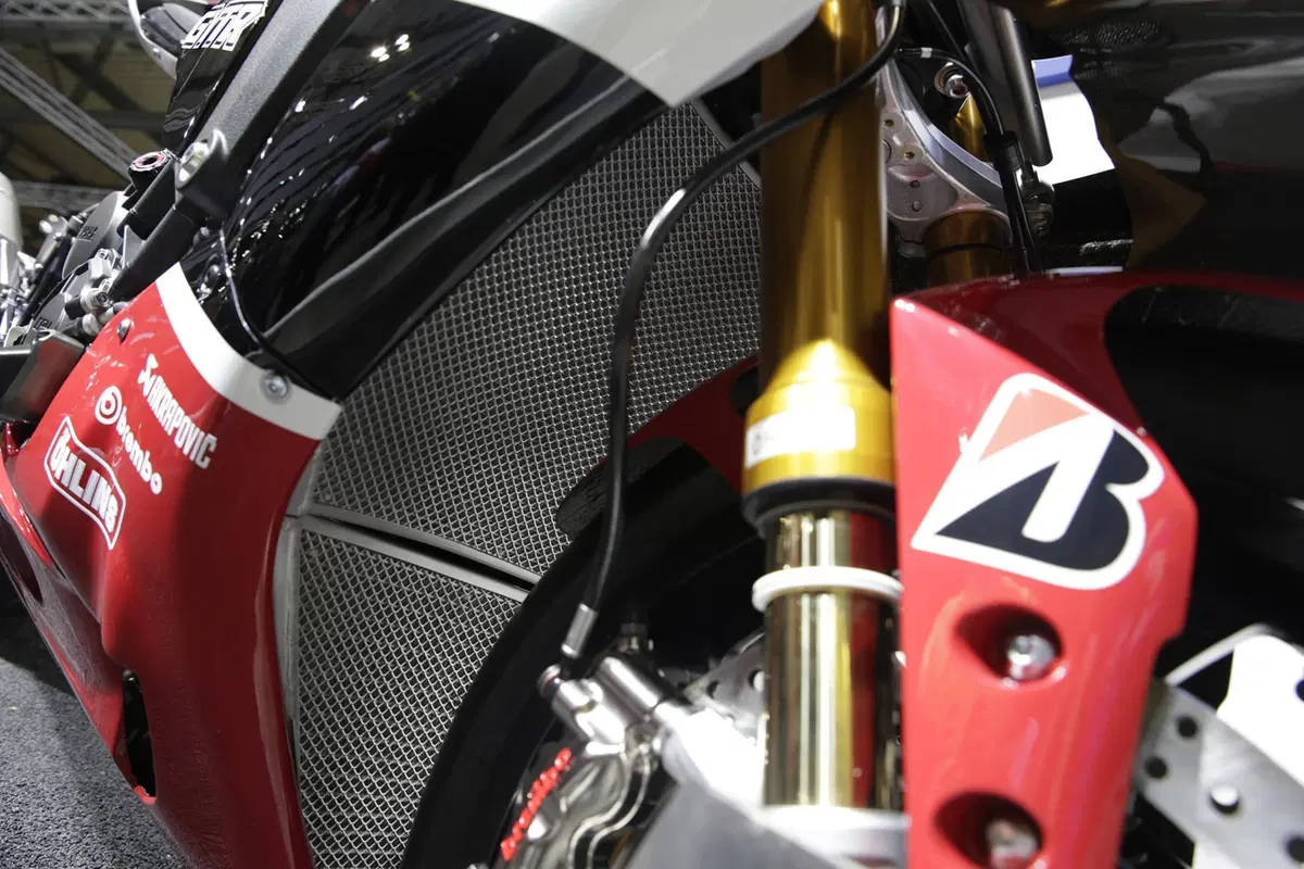 EICMA 2018: Yamaha YZF-R1 GYTR, video e dati (7)
