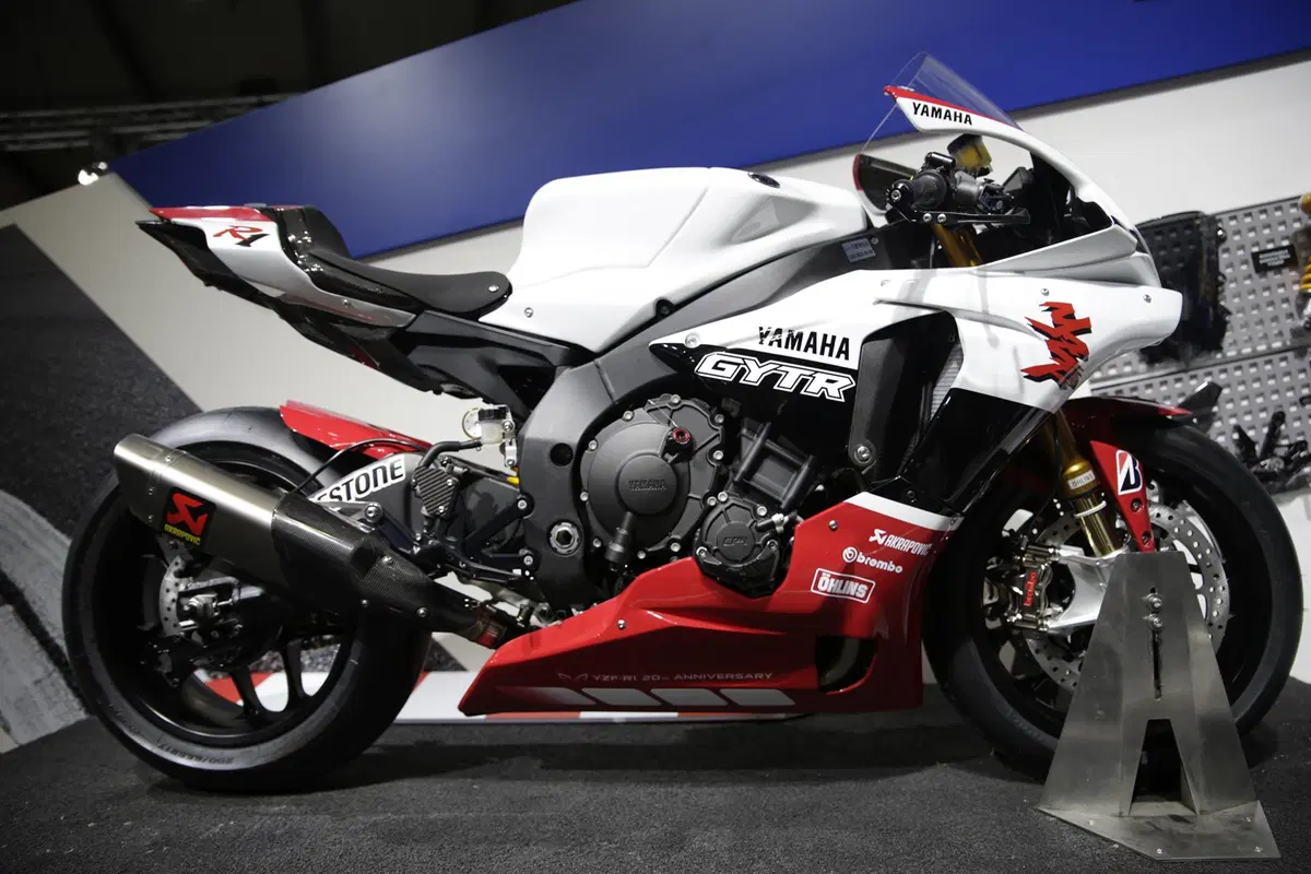 EICMA 2018: Yamaha YZF-R1 GYTR, video e dati (15)