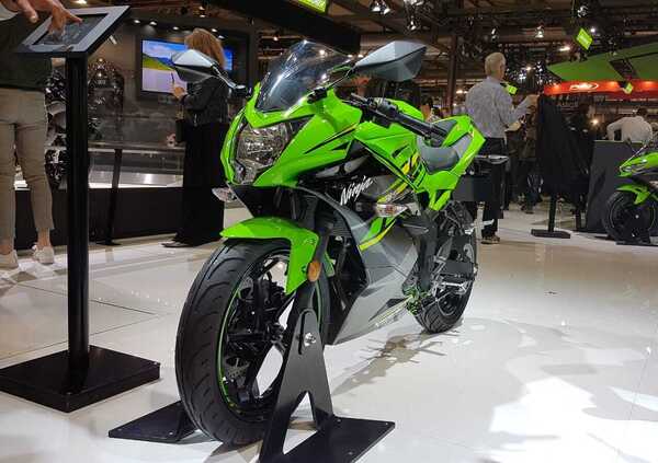 EICMA 2018: Kawasaki Ninja 125 e Z125, video