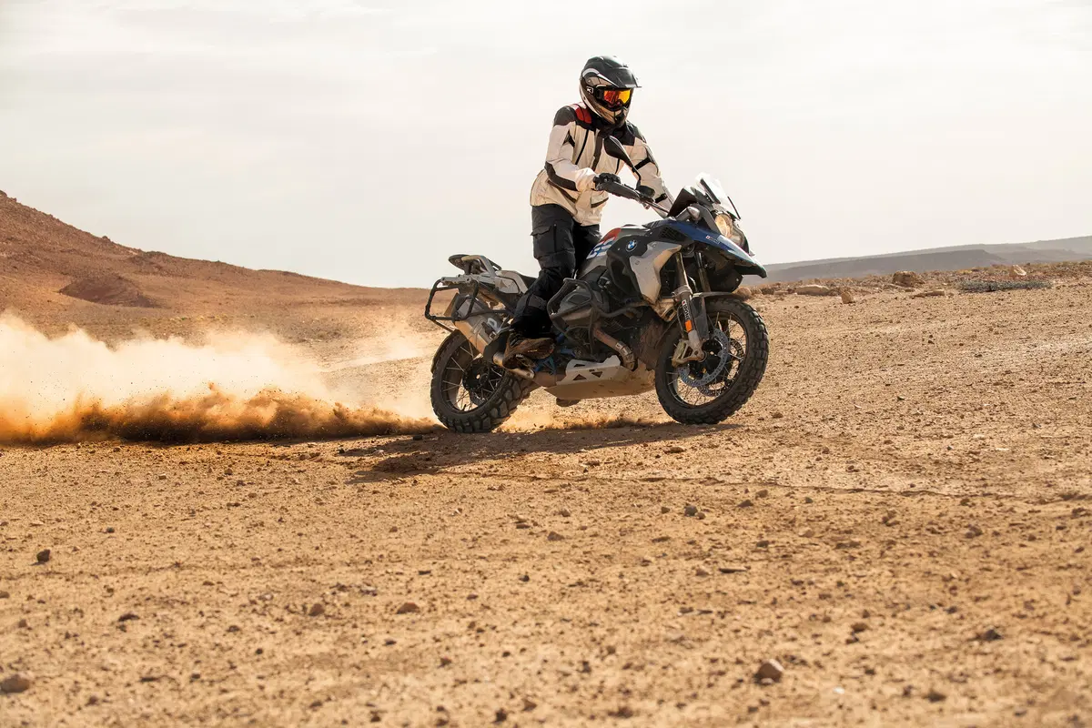 Tucano Urbano presenta a EICMA lal linea adventure T.ur (6)