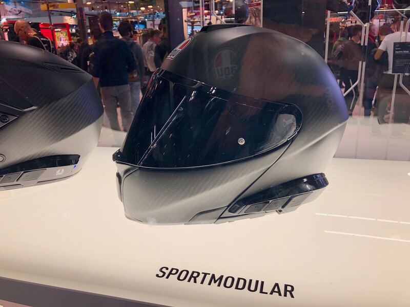 Il kit bluetooth montato sull&#039;AGV Sport Modular