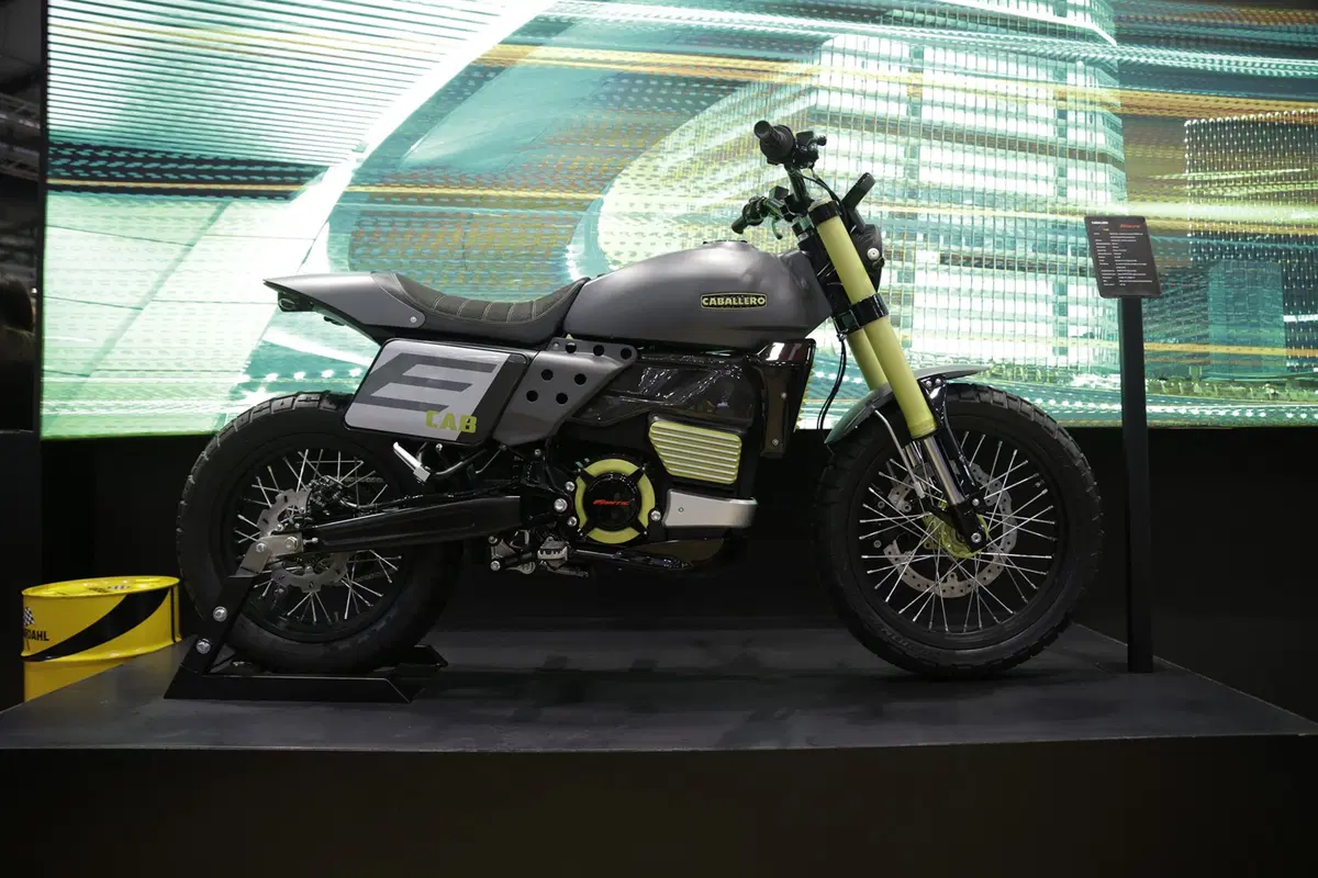 EICMA 2018: Fantic Motor E-Cab, Foto, video e dati (4)