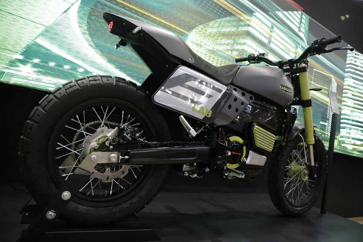 EICMA 2018: Fantic Motor E-Cab, Foto, video e dati (17)