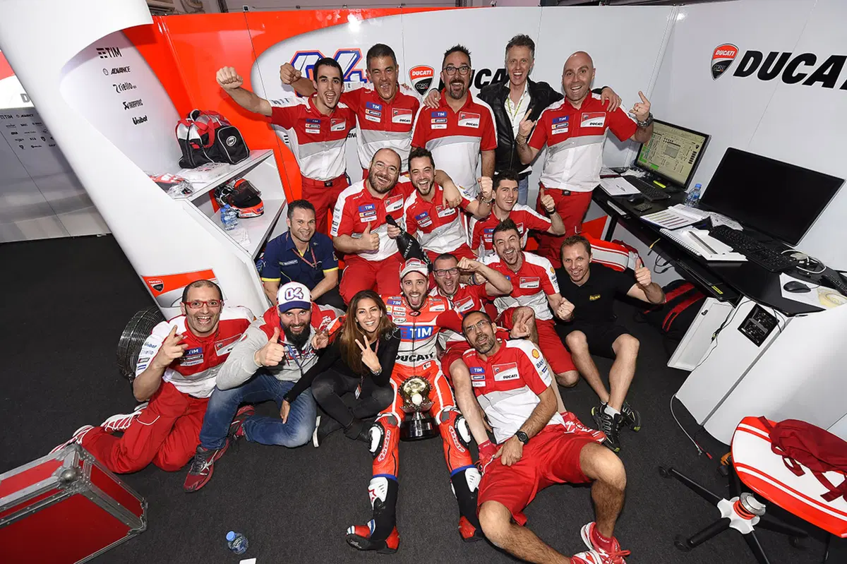 MotoGP 2016. Le foto più belle del GP del Qatar (25)