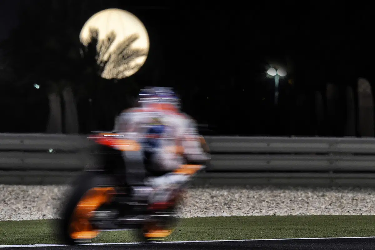 MotoGP 2016. Le foto più belle del GP del Qatar (29)