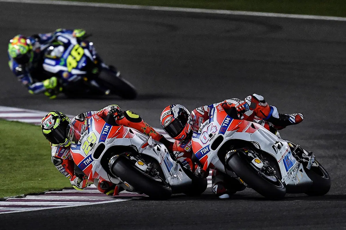 MotoGP 2016. Le foto più belle del GP del Qatar (37)
