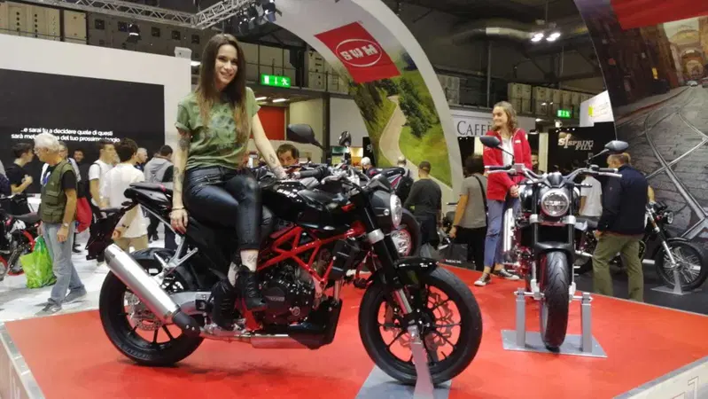 EICMA 2018: SWM VareZ 125, 300 e 400, video