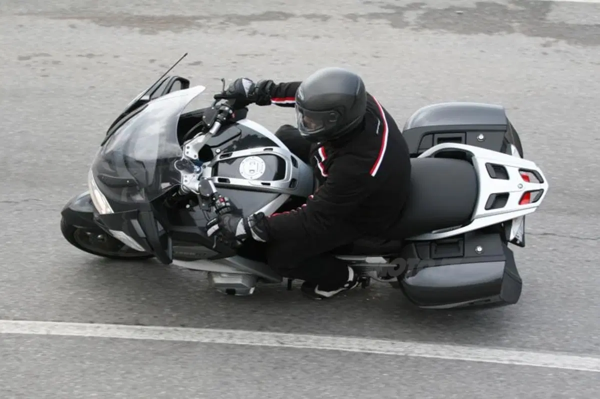 BMW R1200RT   (5)