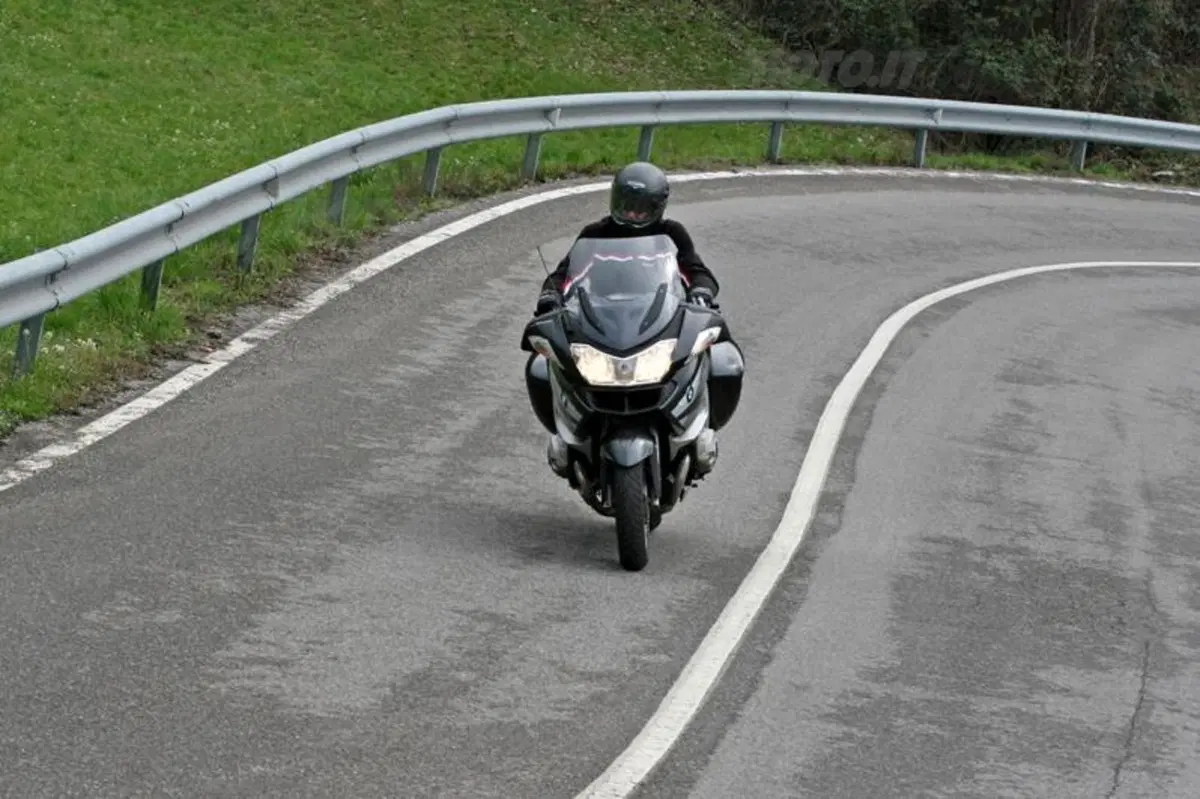 BMW R1200RT   (9)