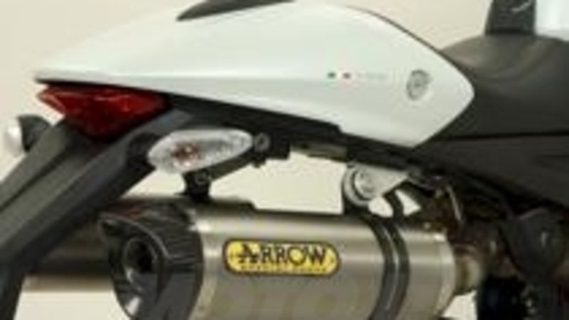 Arrow: slip on per Ducati Monster 796