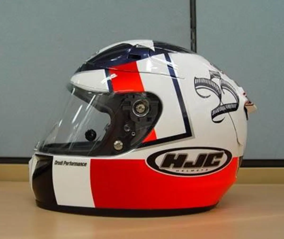 Folla per Ben Spies a Milano (8)