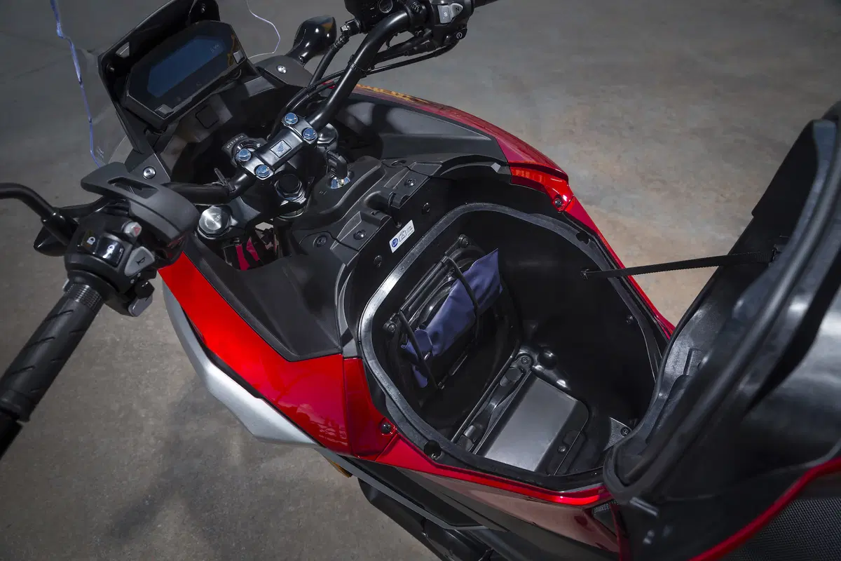 Honda NC750X DCT (5)