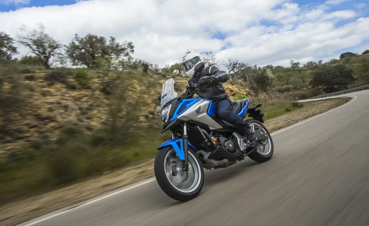 Honda NC750X DCT (4)