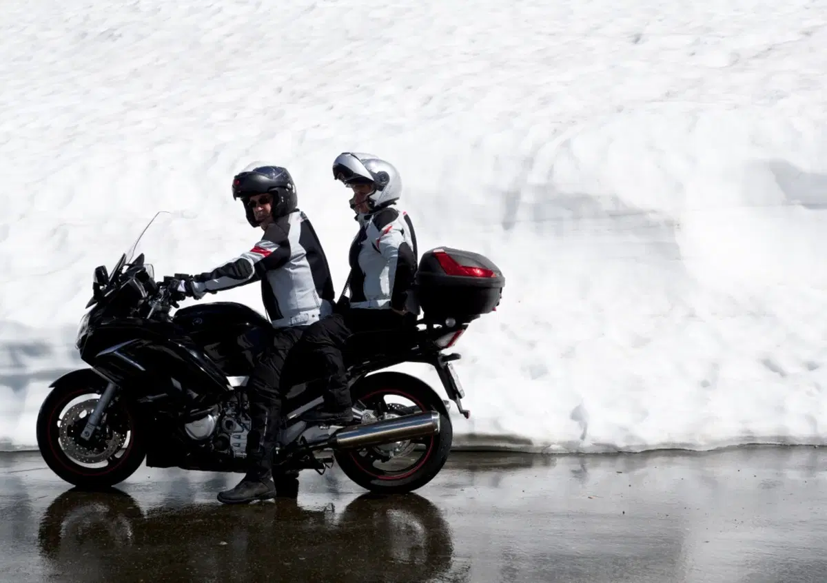 Tutto quello che c'&egrave; da sapere su moto, scooter, gomme invernali