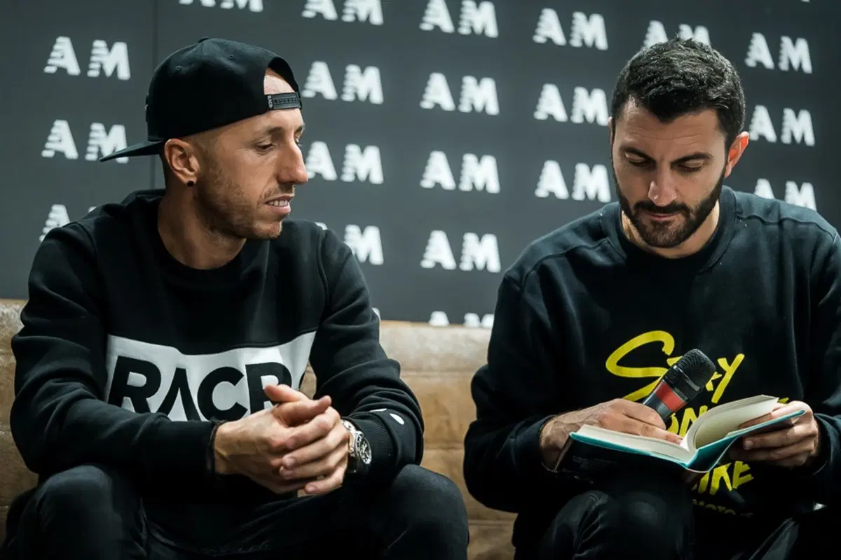 'Minchia che spettacolo', la vita di Tony Cairoli nella sua autobiografia. E' in libreria (4)