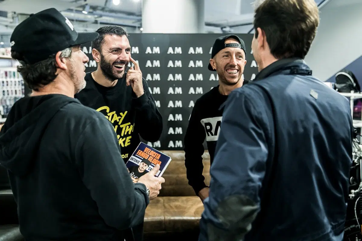 'Minchia che spettacolo', la vita di Tony Cairoli nella sua autobiografia. E' in libreria (7)