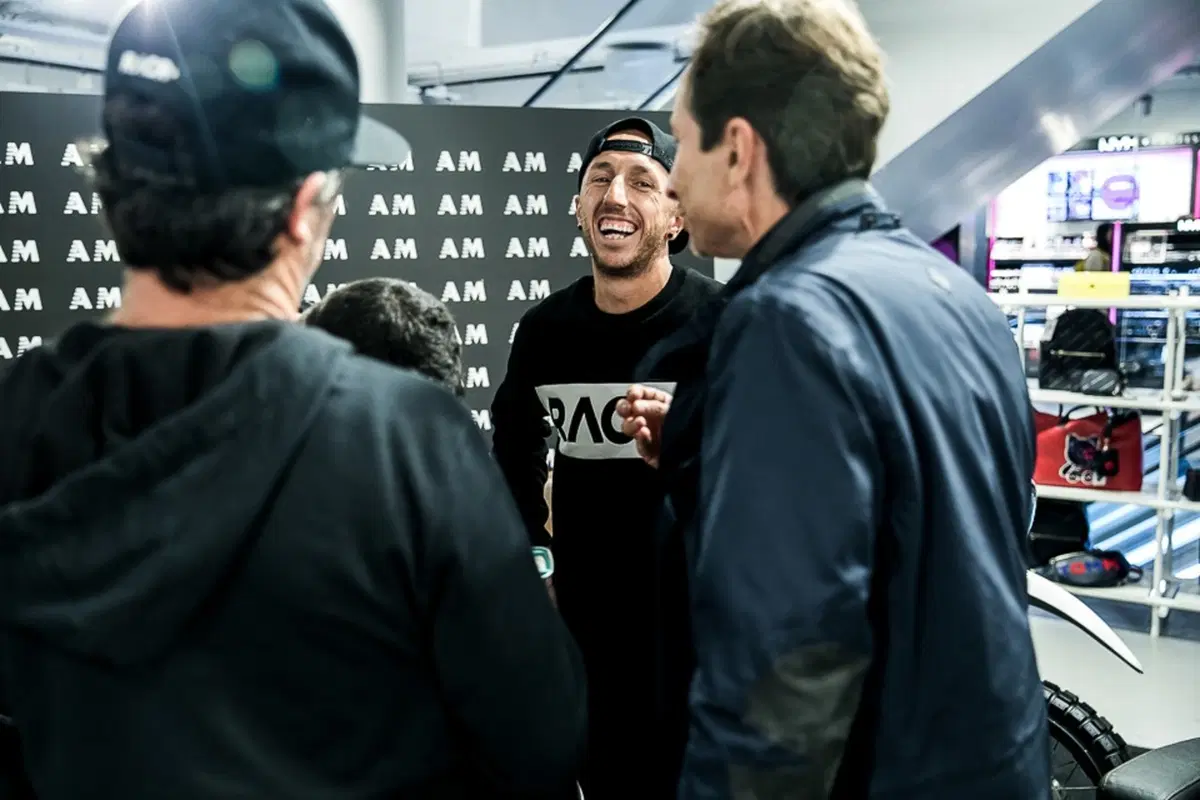 'Minchia che spettacolo', la vita di Tony Cairoli nella sua autobiografia. E' in libreria (8)