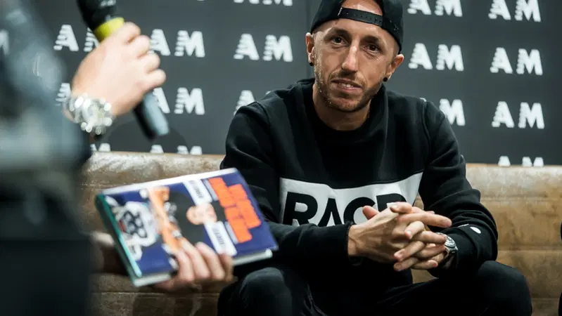 "Minchia che spettacolo", la vita di Tony Cairoli nella sua autobiografia. E' in libreria