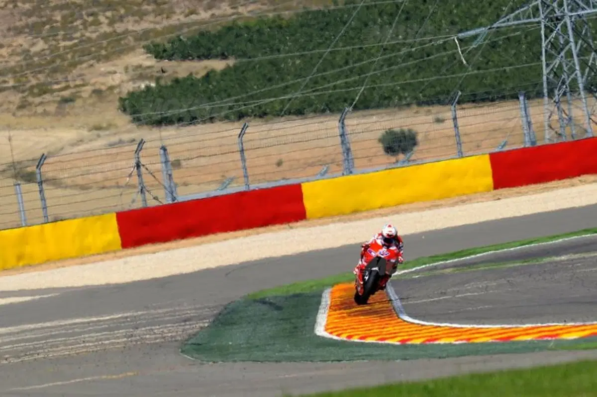 MotoGP. Le foto inedite del GP di Aragon  (7)