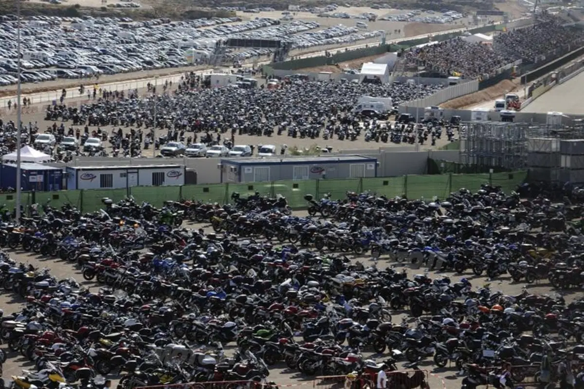 MotoGP. Le foto inedite del GP di Aragon  (16)