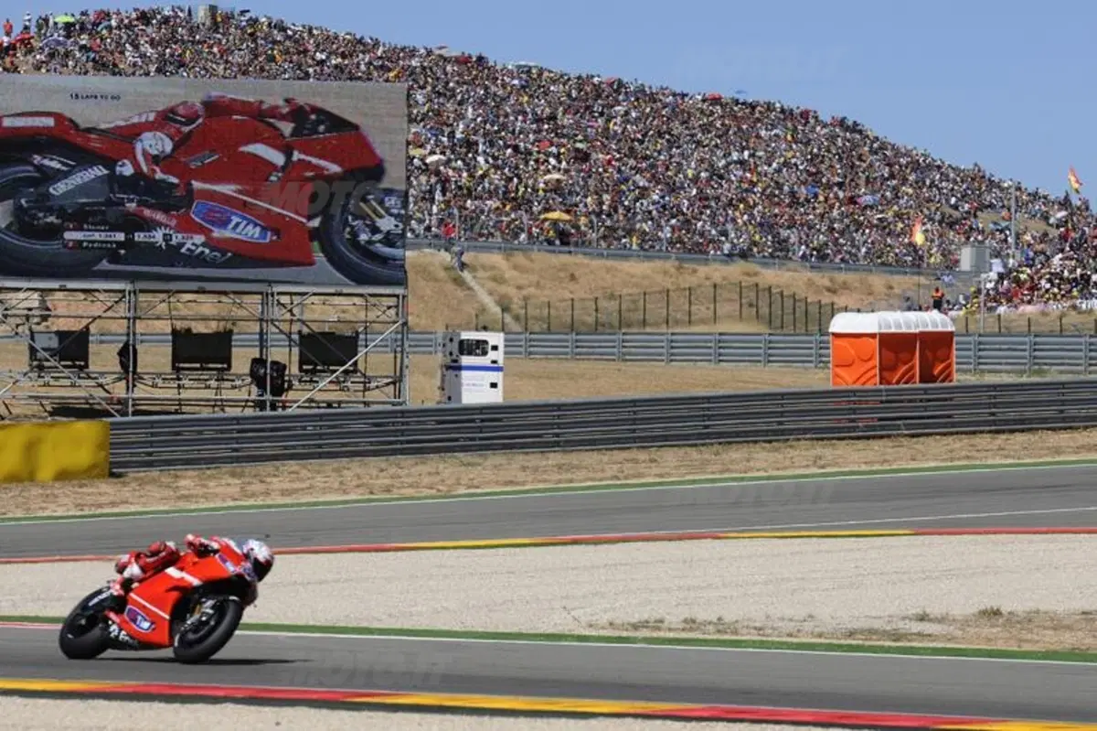 MotoGP. Le foto inedite del GP di Aragon  (19)