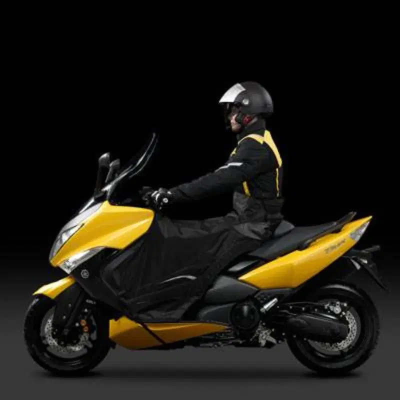 COPRIGAMBE TMAX Yamaha
