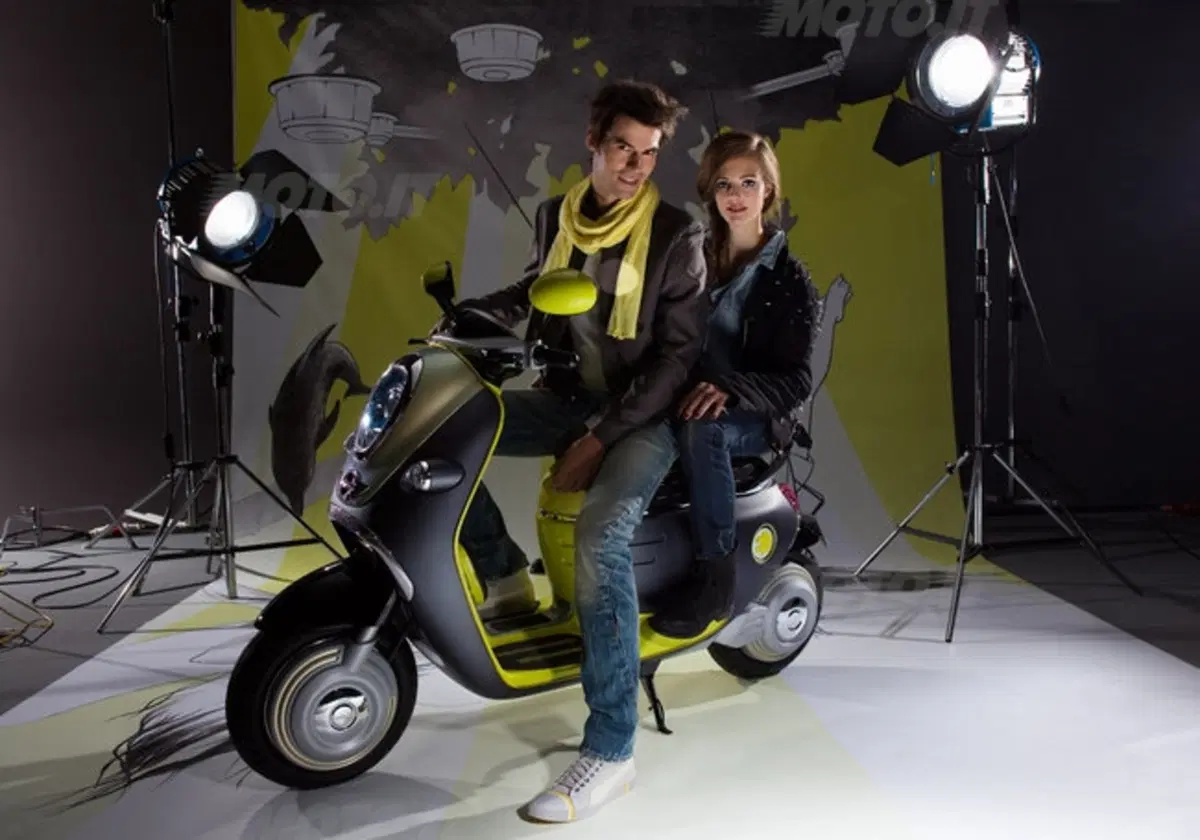 Anche la Mini ha il suo bello scooter elettrico (16)