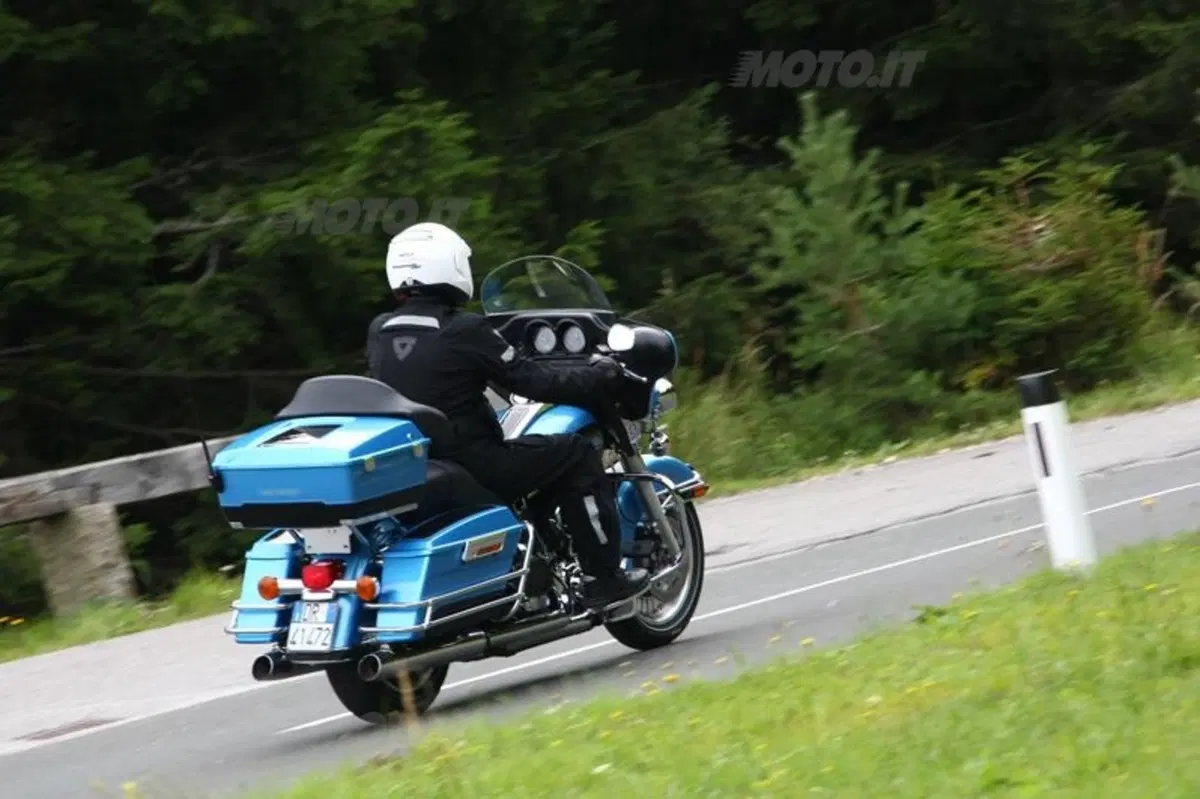 Harley-Davidson 2011  (4)