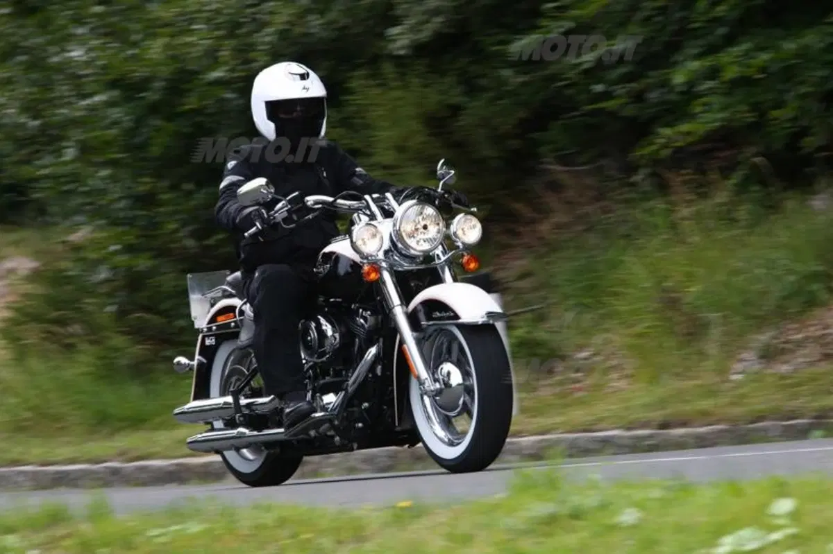 Harley-Davidson 2011  (11)