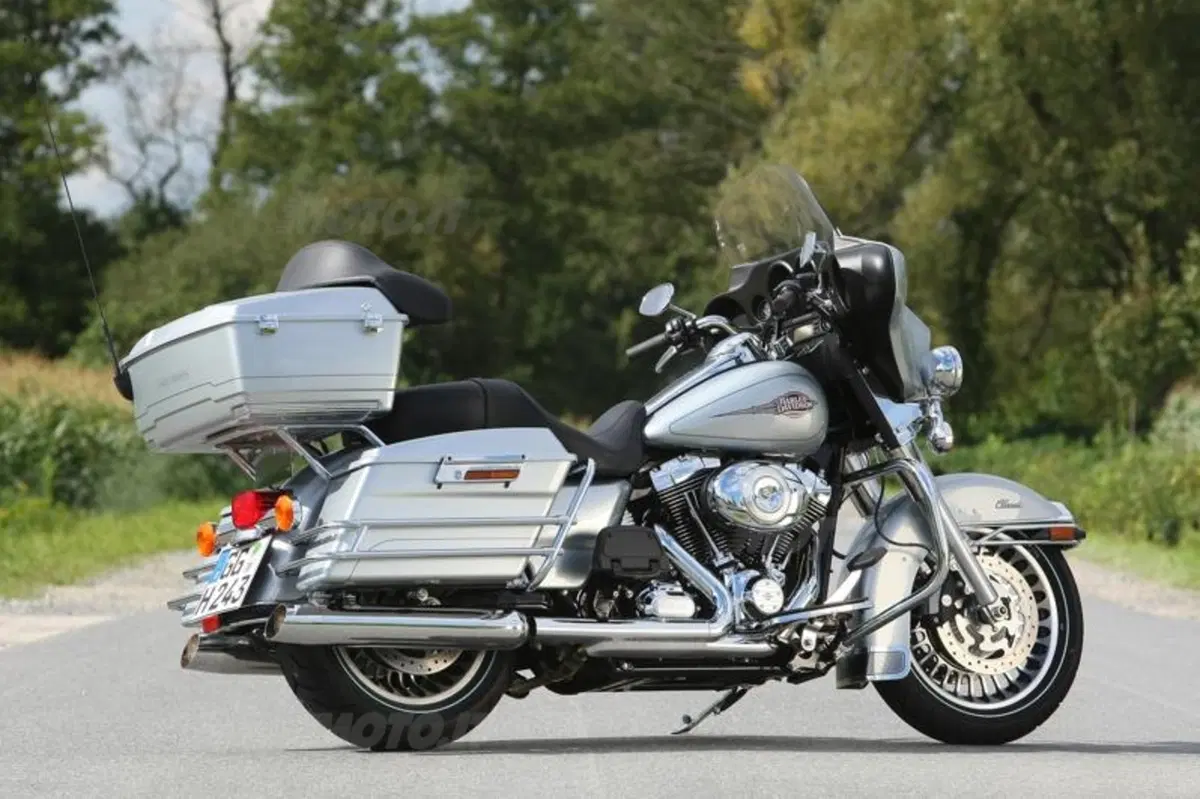 Harley-Davidson 2011  (25)