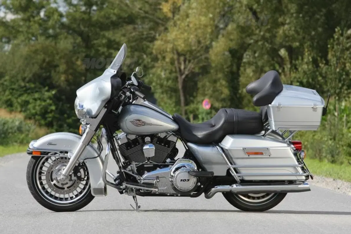 Harley-Davidson 2011  (26)