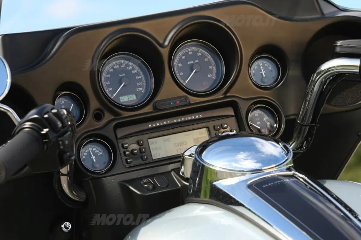 Harley-Davidson 2011  (30)