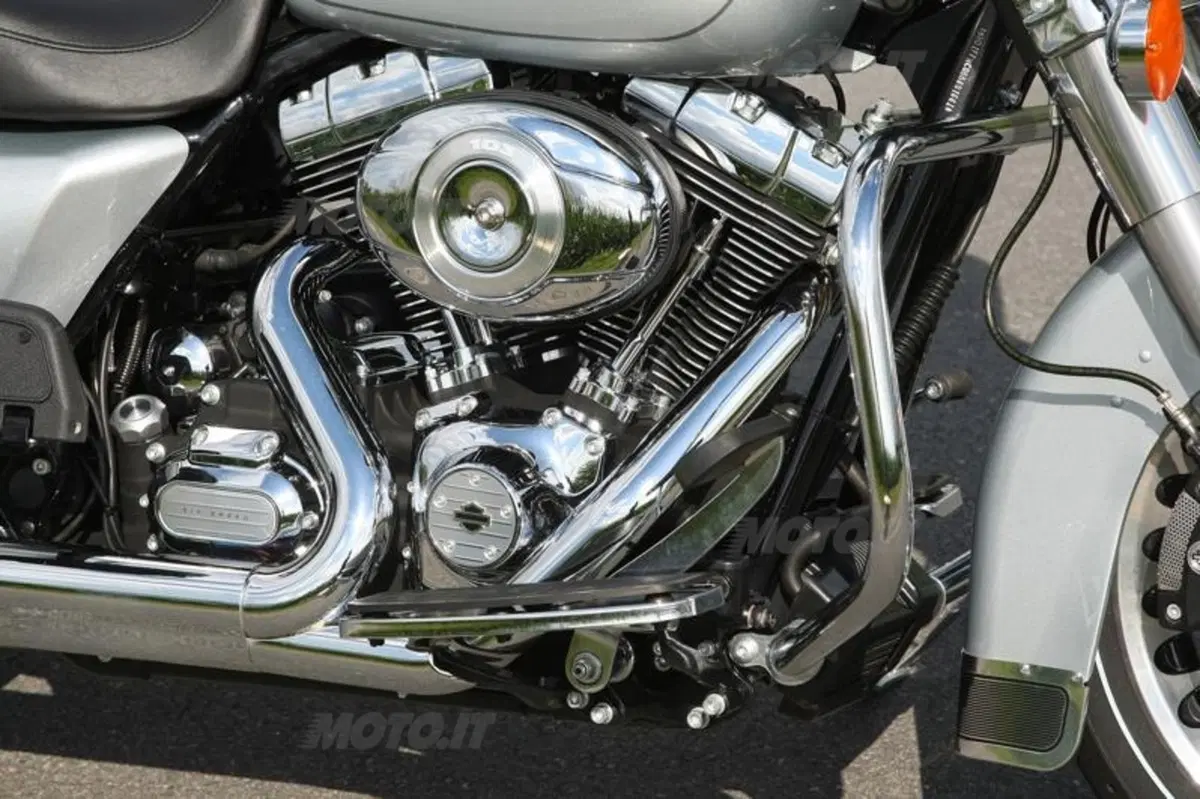 Harley-Davidson 2011  (31)
