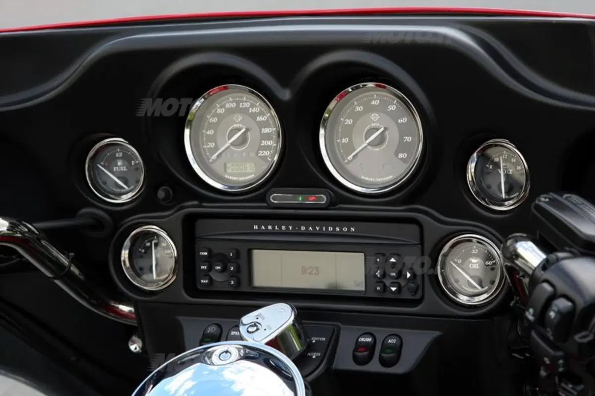Harley-Davidson 2011  (38)