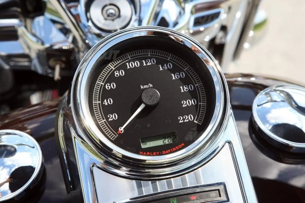 Harley-Davidson 2011  (46)
