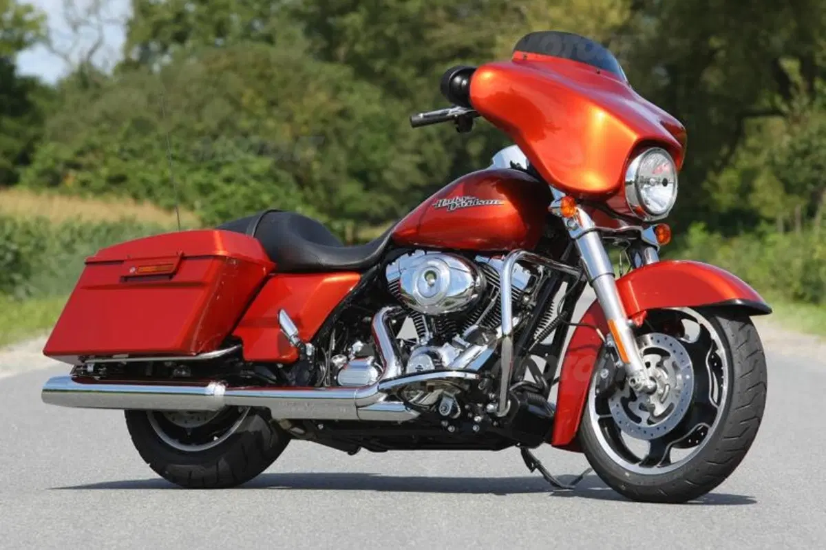 Harley-Davidson 2011  (69)