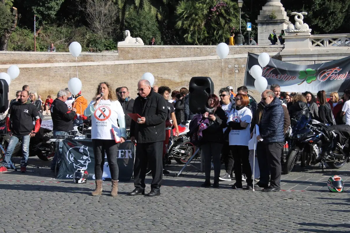 Roma ricorda le vittime delle strada (11)