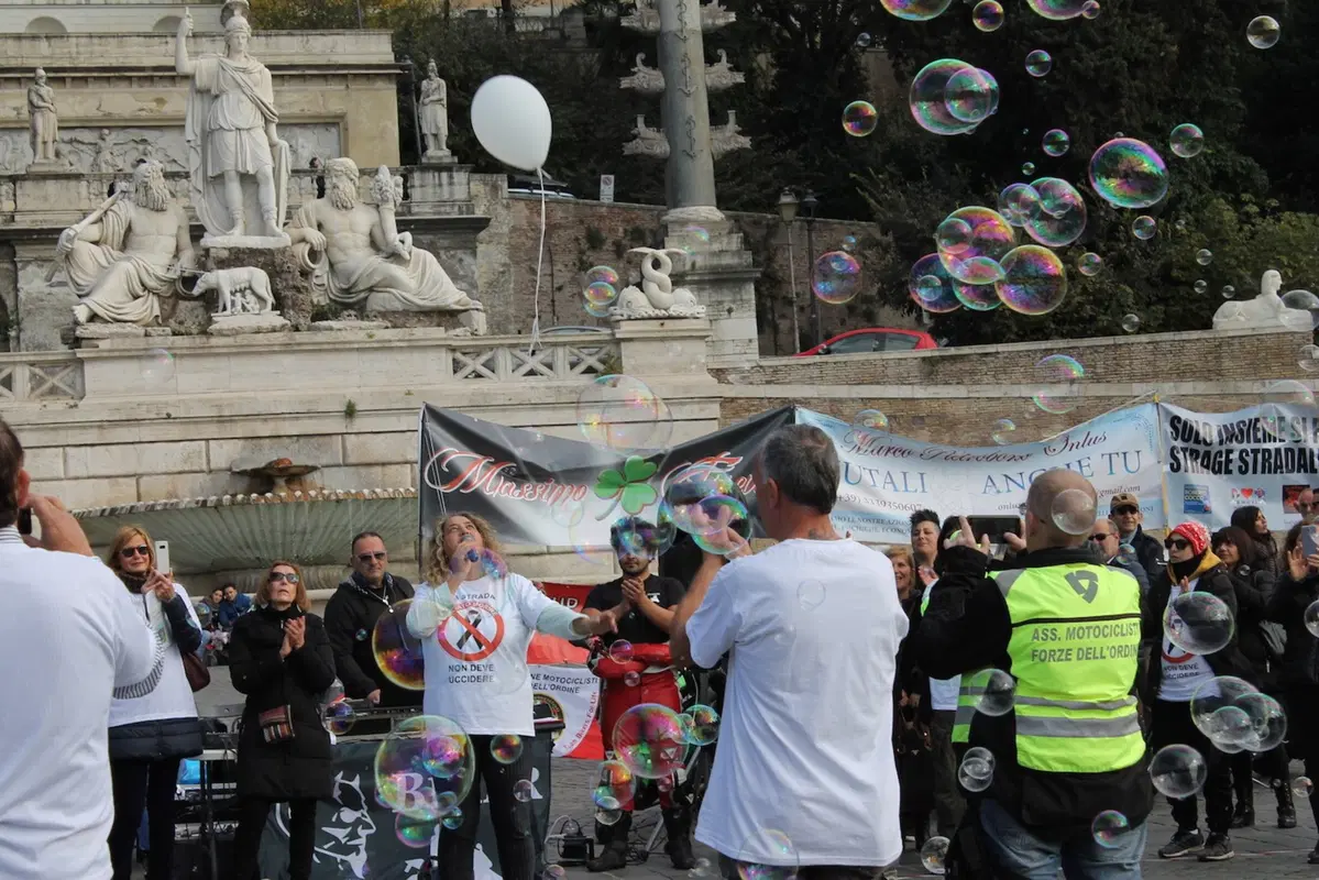 Roma ricorda le vittime delle strada (14)