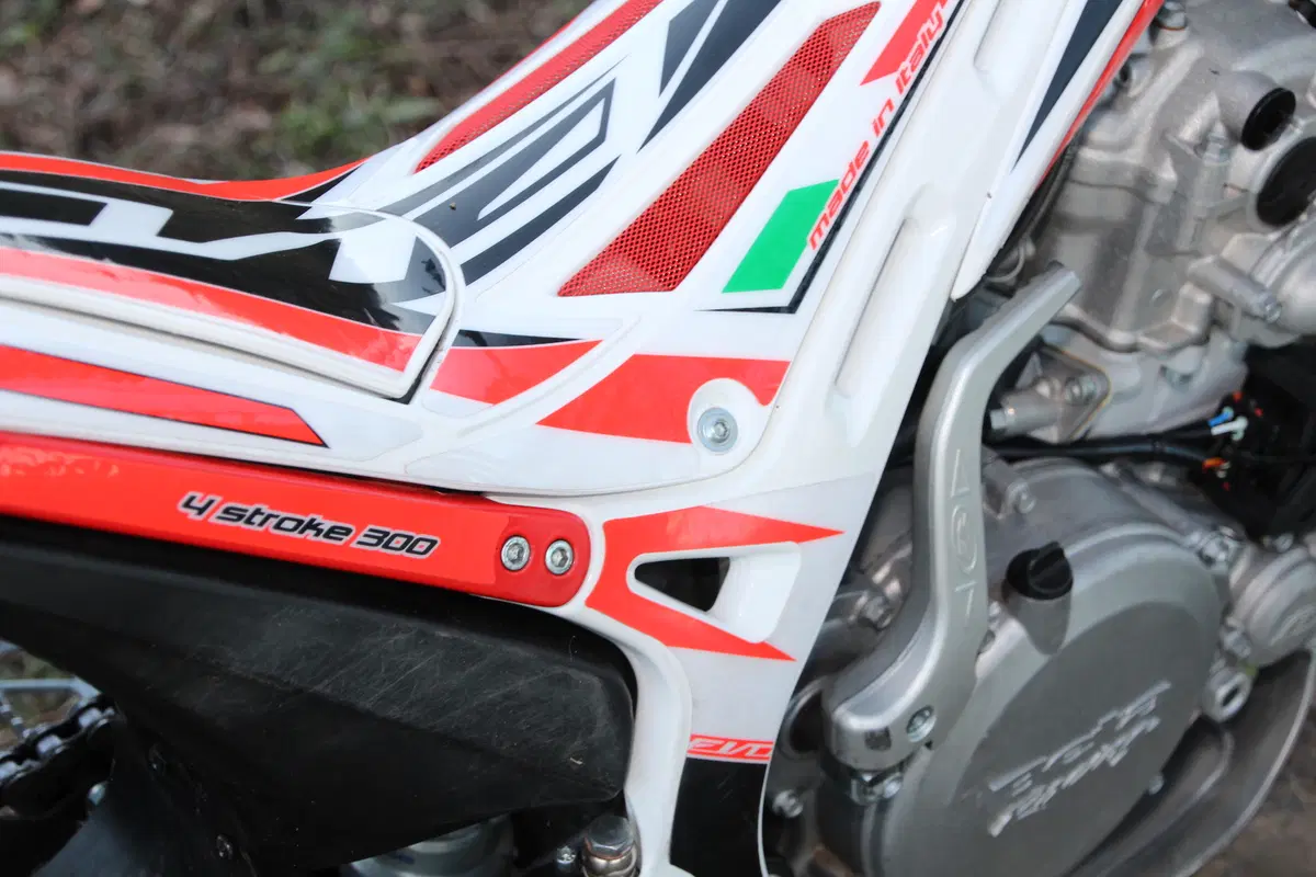 BETA EVO 300 2T/4T (24)
