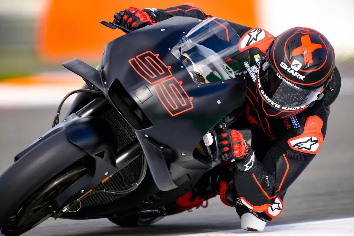 Test Valencia: esordienti e cambi di casacca [gallery] (27)