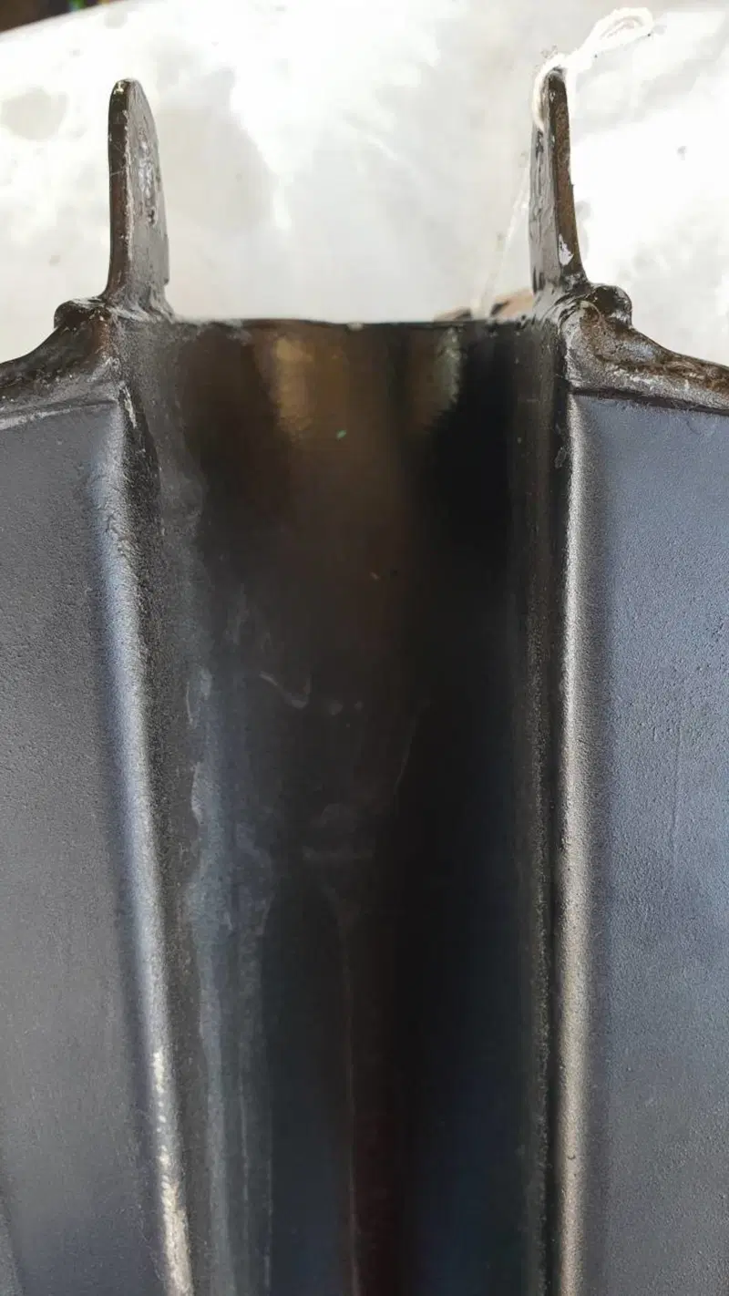 Serbatoio nero Harley-Davidson Sportster 883 (9)